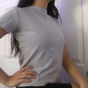 light grey uniqlo short sleeve